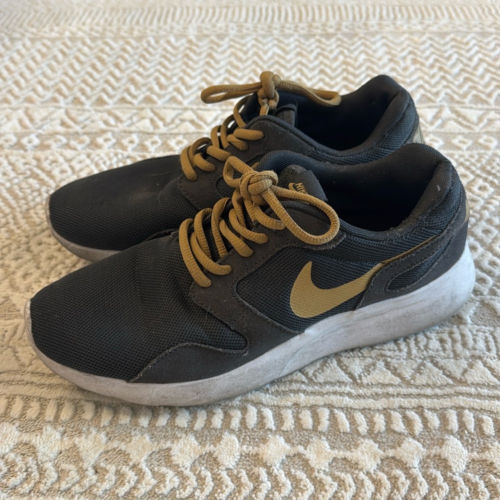 Nike gray and gold sneakers women’s size 9